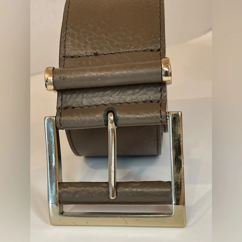 Banana Republic Women’s Brown-Green Genuine Leather Belt Size‎ M